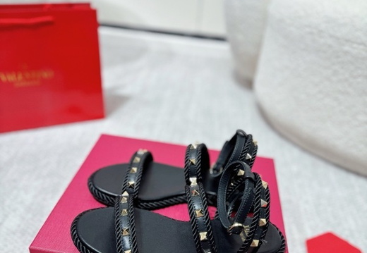 Valentino-Women-Shoes